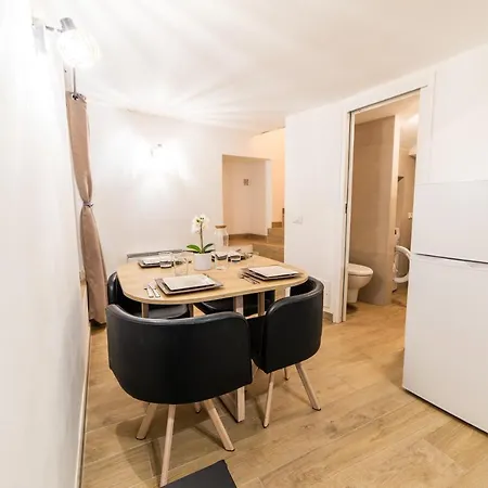 Ou Mentounasc - Duplex Vieille - Free Parking *