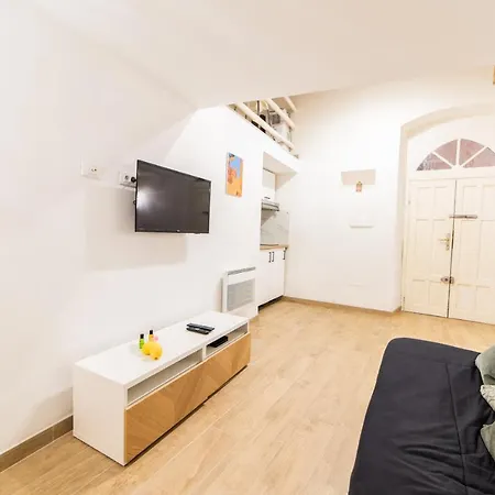 Ou Mentounasc - Duplex Vieille - Free Parking Apartment Menton