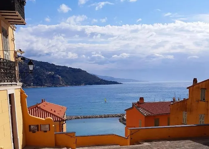 Ou Mentounasc - Duplex Vieille - Free Parking * مينتون