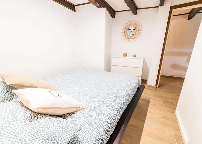 شقة Ou Mentounasc - Duplex Vieille - Free Parking مينتون